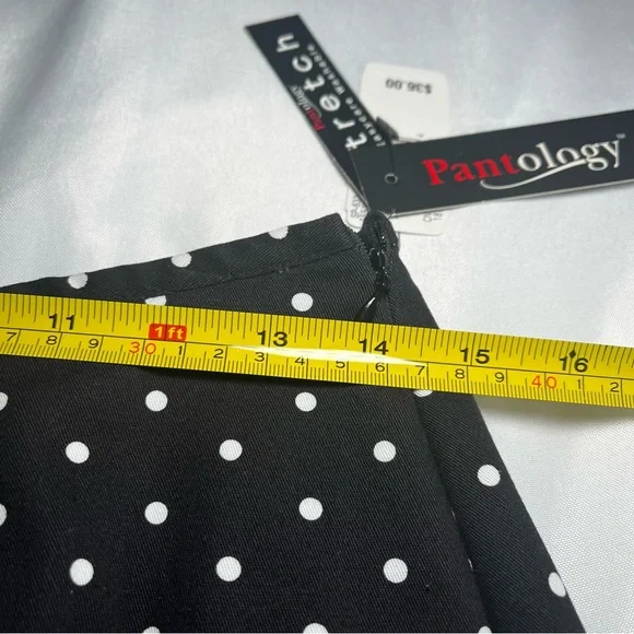 Polka Dot Black/White Skort Pantology Mini Summer Womens 10 Pattern Y2K - Picture 6 of 7